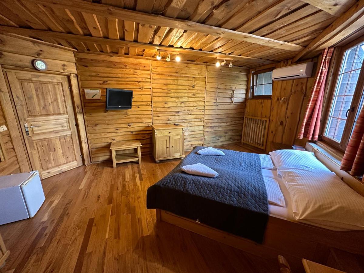 Penzion Ten Bed & Breakfast Pardubice Exterior photo