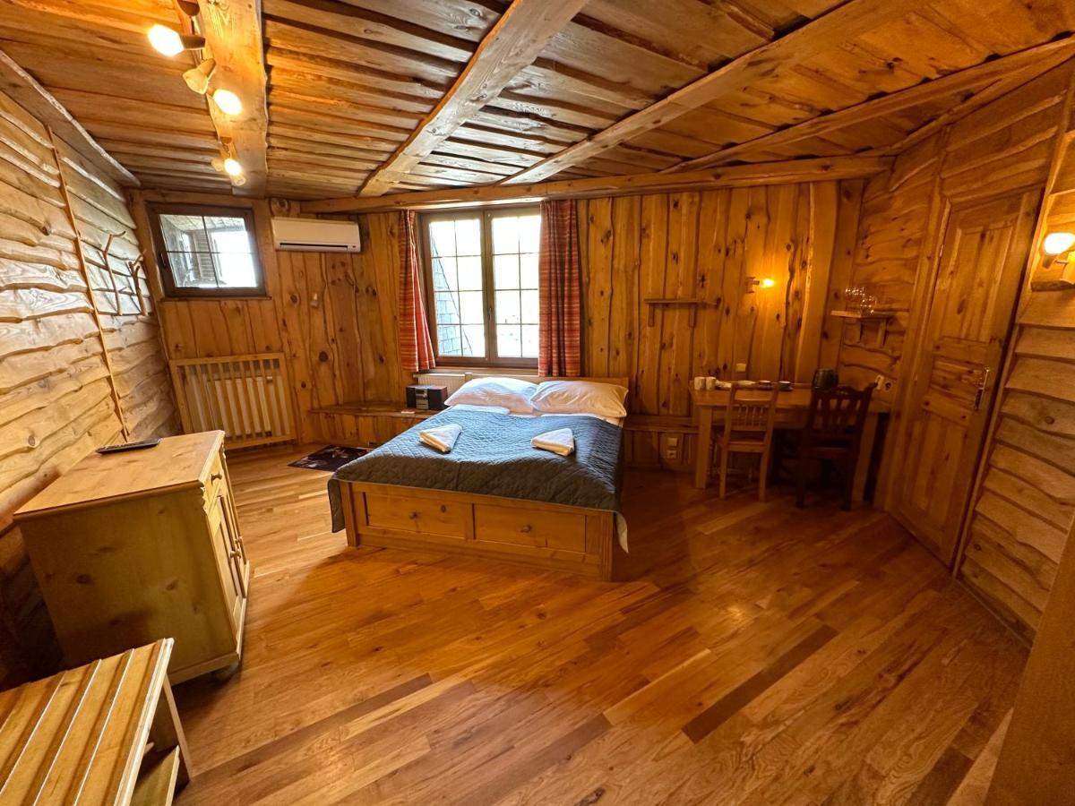 Penzion Ten Bed & Breakfast Pardubice Exterior photo